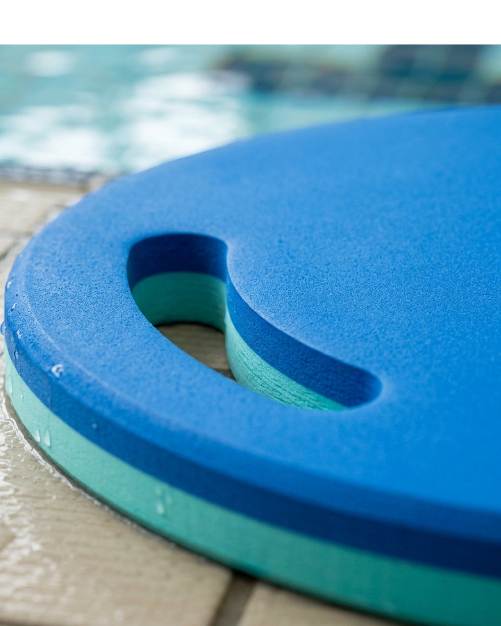 Oesi Circular Swim Training Disc 38 cm Cobalt Six Grip Slots - Detail view
